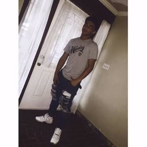 Meet your Posher, Devin